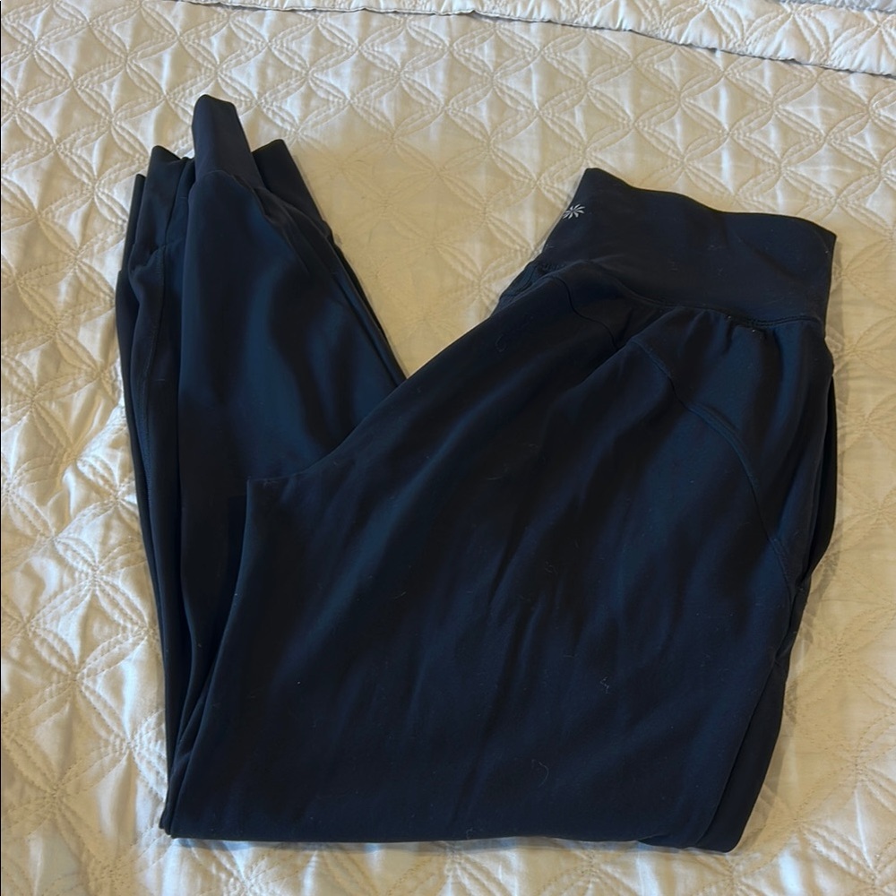 Women’s Athleta Salutation Jogger